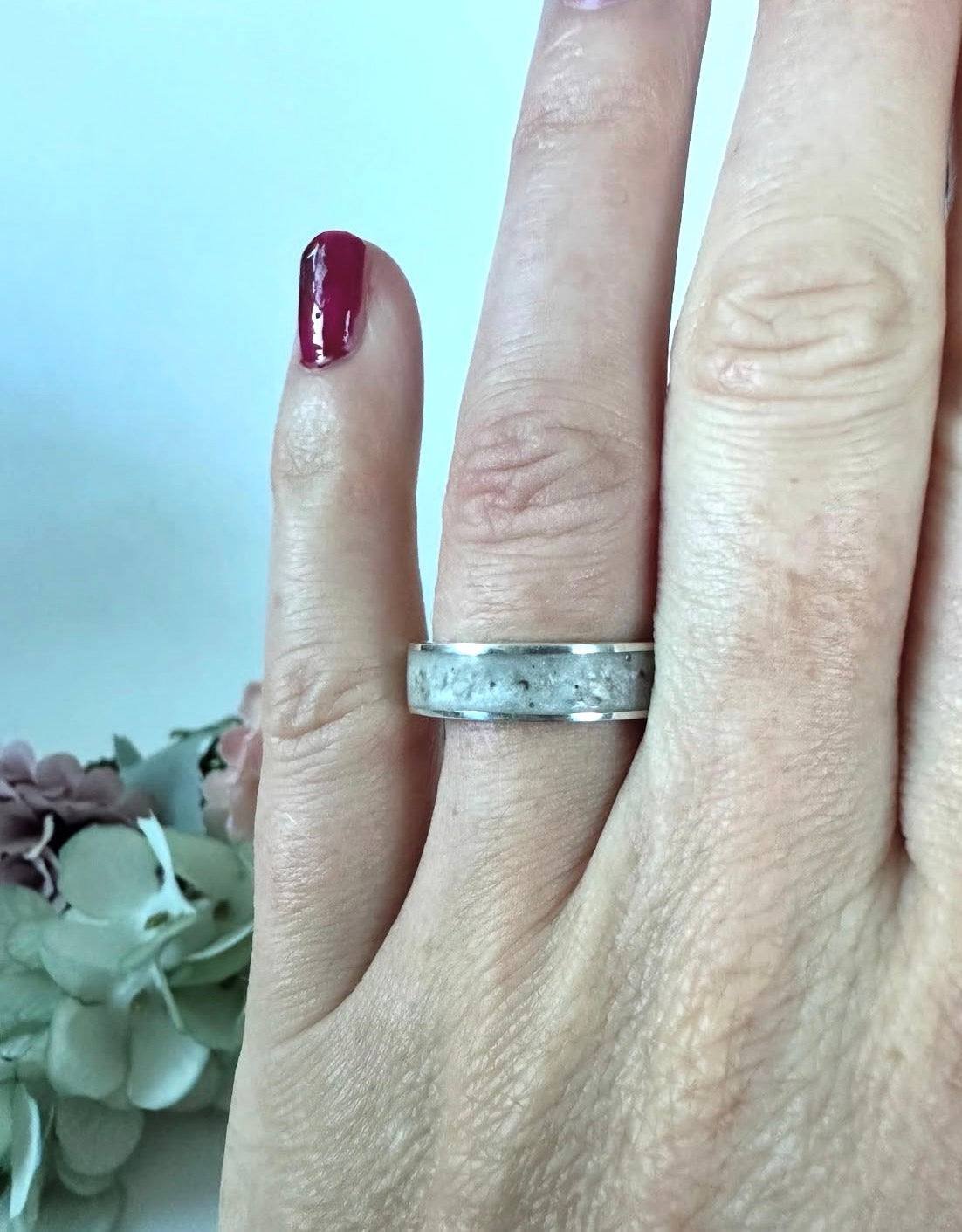 Classic Eternal Circle 6mm Silver Band
