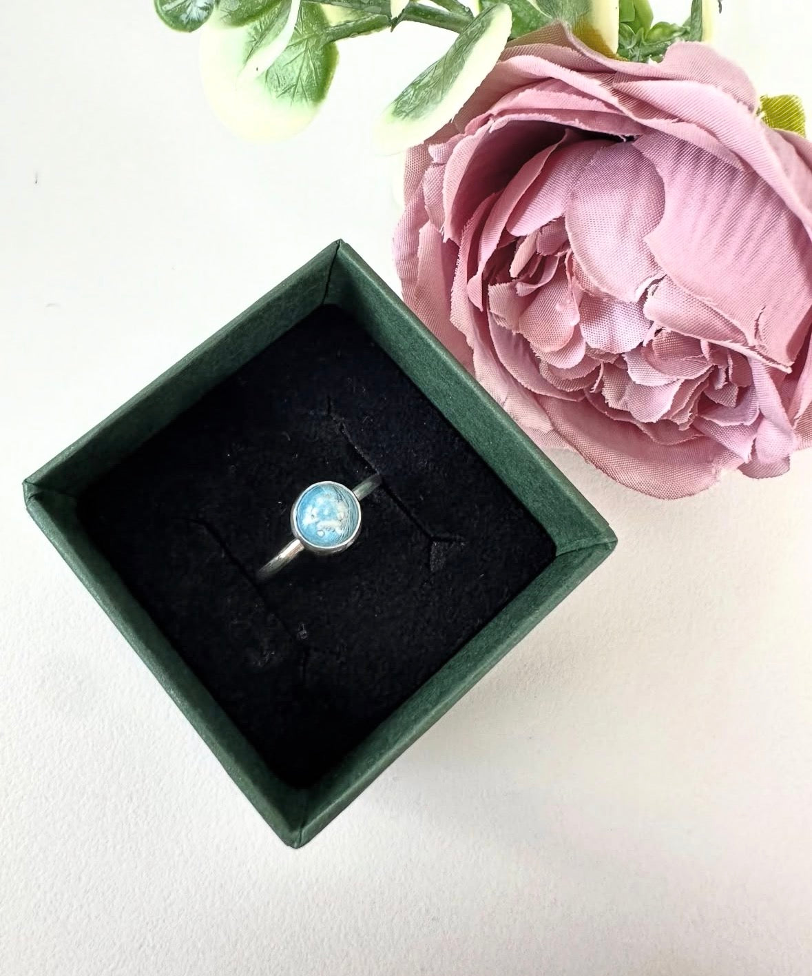 Classic Round Ring in Sterling Silver